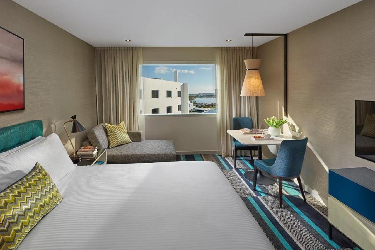 Crown Promenade Perth Hotell Eksteriør bilde